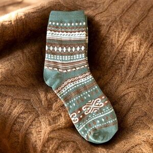 ⭐️ 5 for $25 Autumn-Winter Vintage Ethnic Style Tribal Pattern Mid Calf Socks
